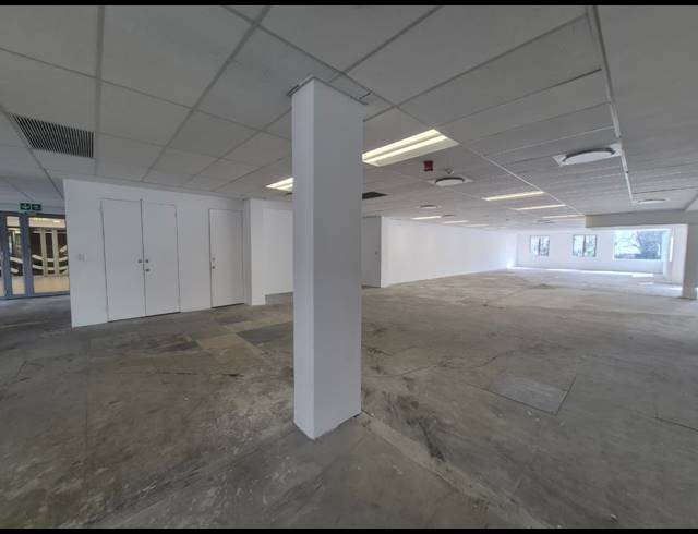 451M² OFFICE TO LET IN SANDTON CENTRAL